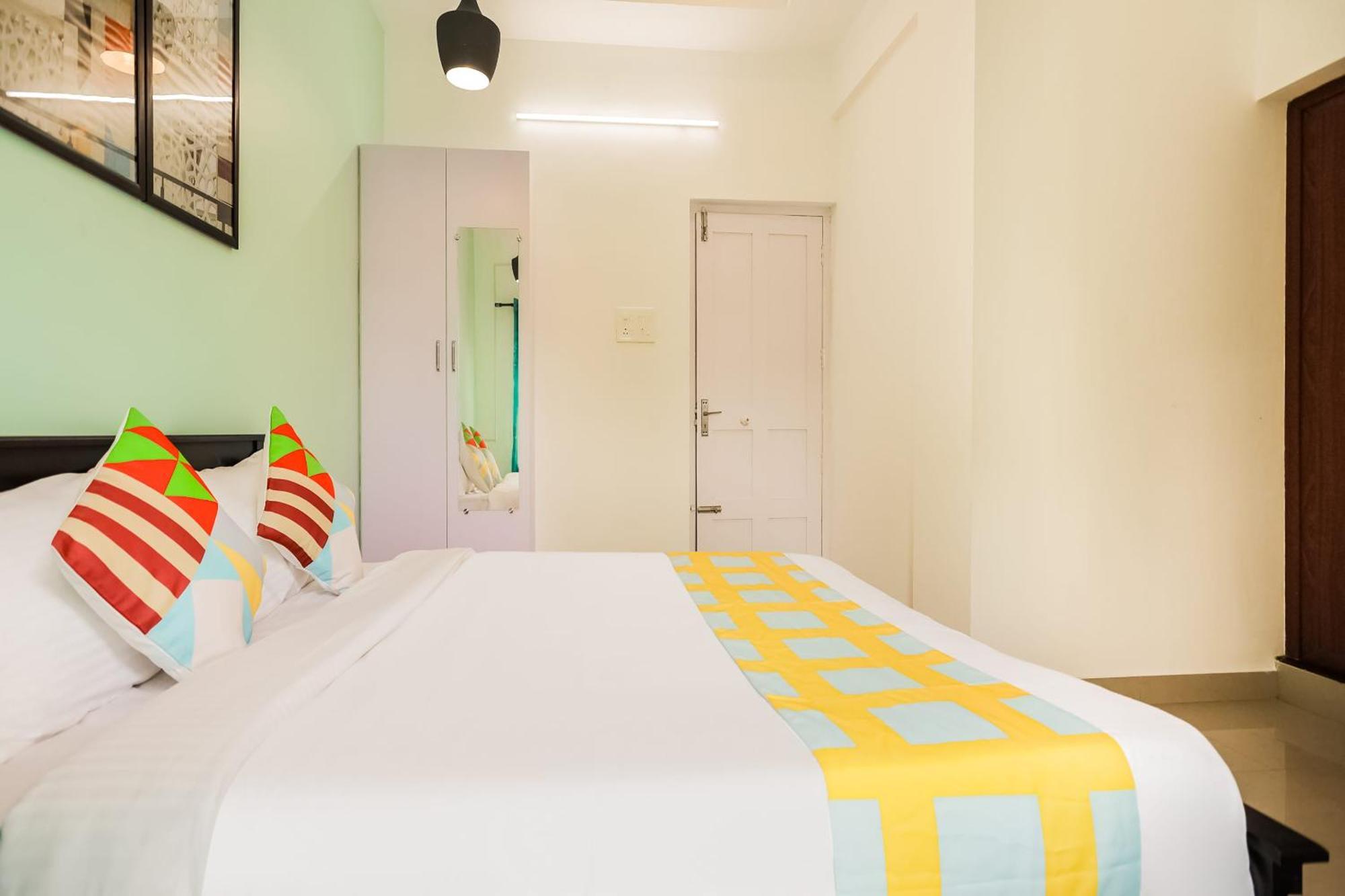 Hotel O Kc Arcade Kochi Екстер'єр фото